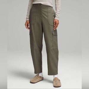 Lululemon Athletica Khaki Cargo Pants